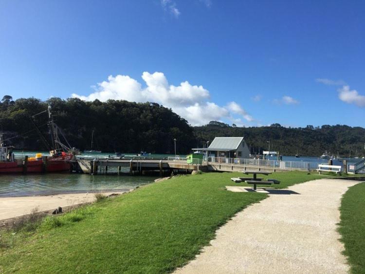 Whitianga Motel Exterior photo